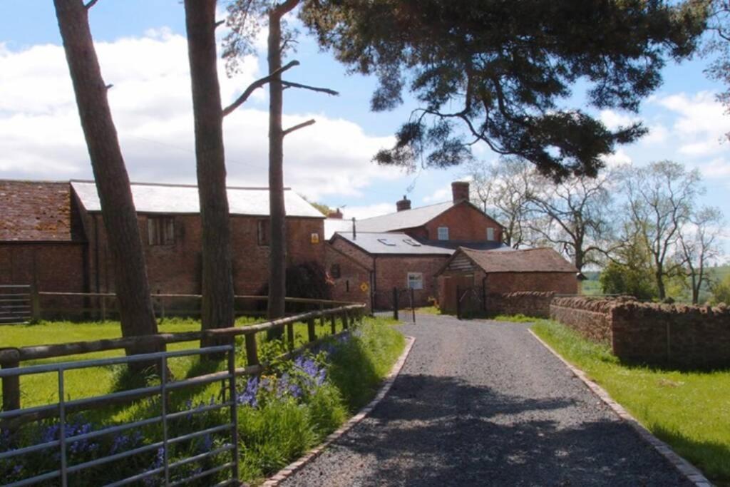 Upper Heath Farm - Stable Cottage Ludlow Craven Arms Exteriör bild