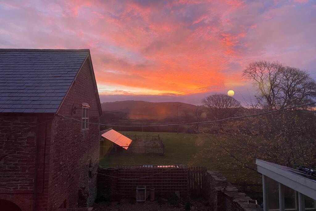 Upper Heath Farm - Stable Cottage Ludlow Craven Arms Exteriör bild